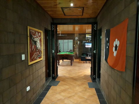 DARWIN'S SHADY ACRES RETREAT - Accommodation Australia 15