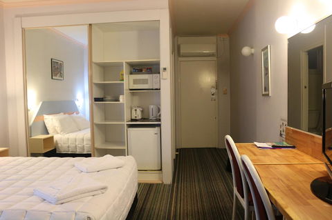 Golden Sands Motor Inn - Australia Shopping 4