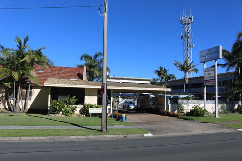 Golden Sands Motor Inn - Australia Shopping 18
