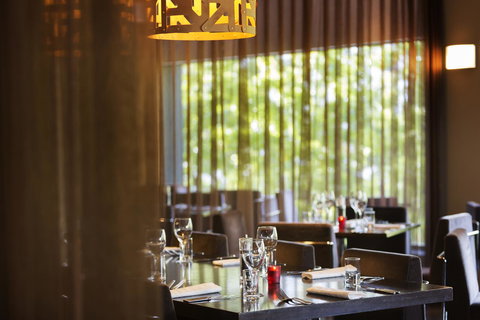 Novotel Canberra - Australia Shopping 43