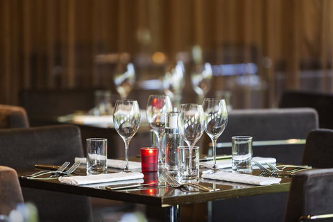 Novotel Canberra - Australia Shopping 44