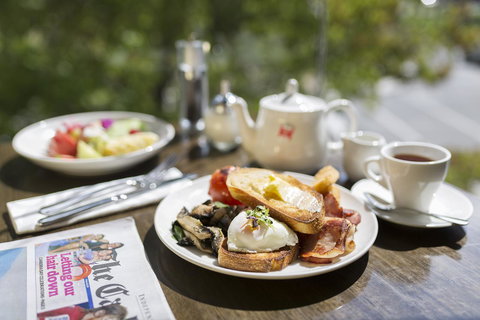 Novotel Canberra - Australia Shopping 27