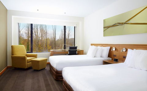 Crowne Plaza Canberra, An IHG Hotel - Australia Shopping 33