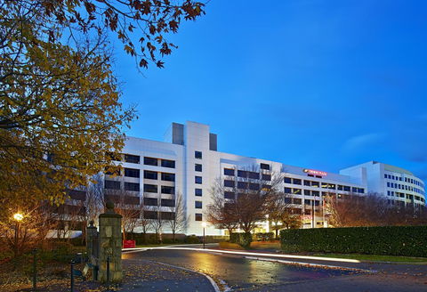 Crowne Plaza Canberra, An IHG Hotel - Australia Shopping 1