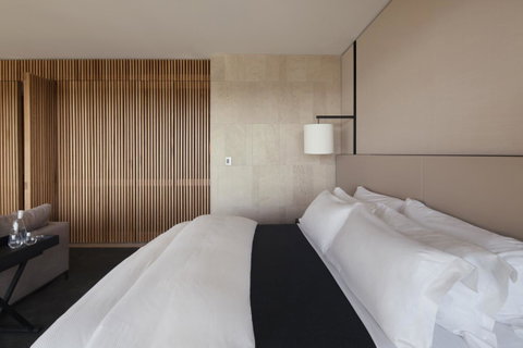 Hotel Realm - Accommodation Australia 18