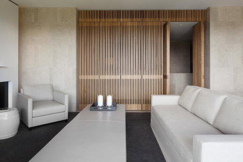 Hotel Realm - Accommodation Australia 20