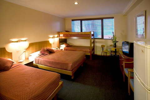 Madison Capital Executive Apartments - Accommodation Australia 4