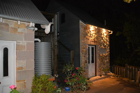 Garden Room - Accommodation Australia 10