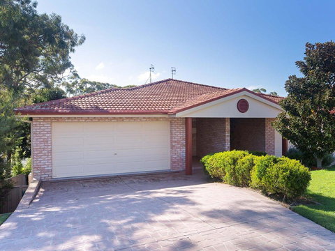 Bonito At Bagnalls Beach' 1/6 Bonito Street - Pet Friendly, Air Conditioning - Bed n Breakfasts 3