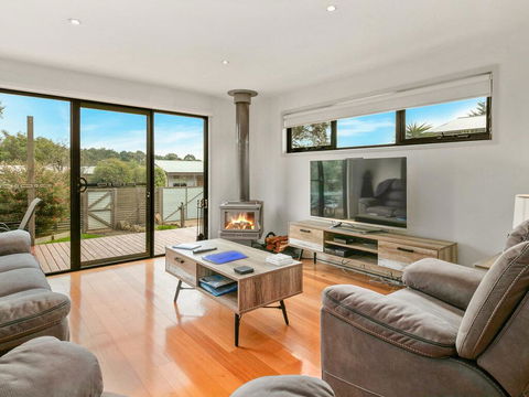 Bonnie Skye - Local Tourism 2