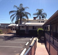 Bottle Tree Gardens Motel - Local Tourism