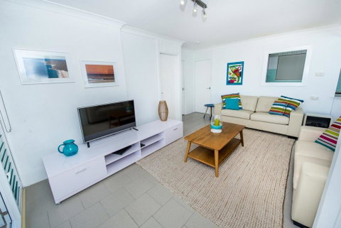 Boulder Bay Rd, Unit 1/19 - Accommodation Australia 1