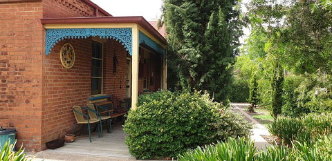Boutique Motel Sefton House - Accommodation Australia 3