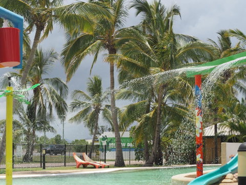 Bowen Holiday Park - Accommodation Australia 2