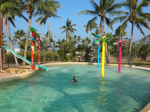 Bowen Holiday Park - Accommodation Australia 0
