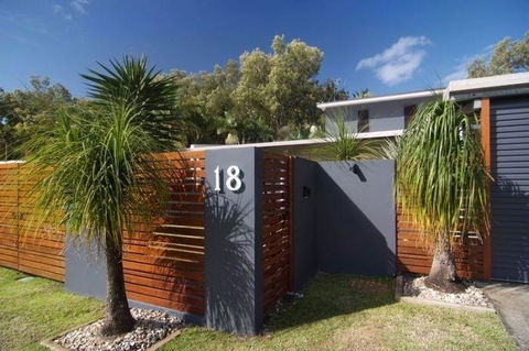 Bramston Beach - Luxury Holiday House - Accommodation Australia 2