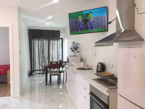Brand New 2 Bed Room Unit - Bed n Breakfasts 2