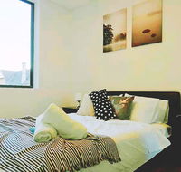 Brand New Apartment Next To Shopping Center - Accommodation Australia