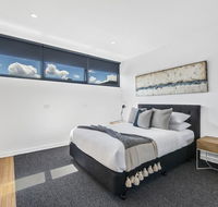 Brand new beachside studio apartment - Accommodation Australia