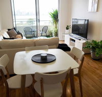 Breathtaking River  City Views Free Parking  WiFi - Accommodation Australia