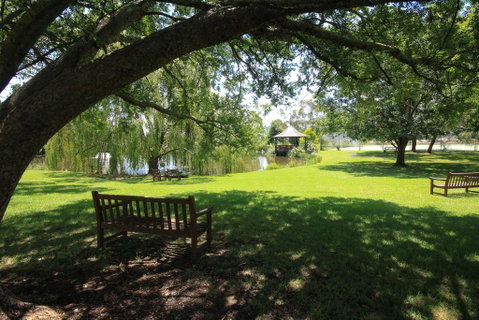 Briars Country Lodge - Bed n Breakfasts 0