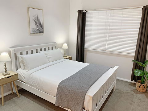 Bright 3-bedroom Apartment - Central Armidale - Accommodation Australia 2