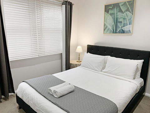 Bright 3-bedroom Apartment - Central Armidale - Accommodation Australia 3