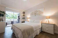 Bright Comfy Bondi Home