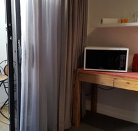 Brightwater Room for Rent on the Sunshine Coast - Accommodation Australia