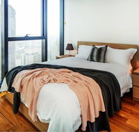 Brisbane Centre with Glorious Views  Pool - Accommodation Australia