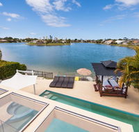 Broadbeach Waterfront Holiday House - Accommodation Australia