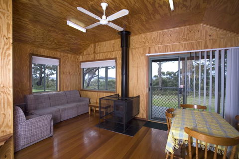 Brodribb River Rainforest Cabins - Cabin 2 - Local Tourism 2