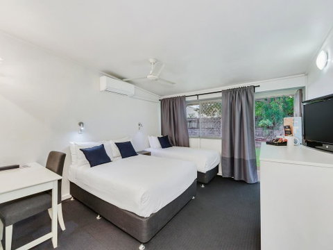 Brook Hotel - Accommodation Australia 3