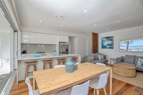 Bujerum Apartments On Burleigh - Australia Shopping 2