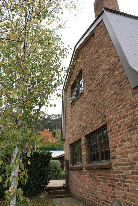 Bundanoon @2578 - Australia Shopping 3