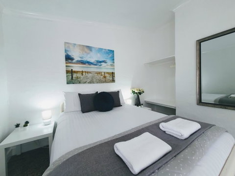 Busselton Holiday Units - Accommodation Australia 0
