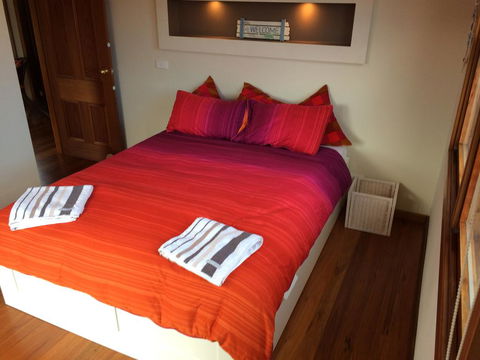 By The Bay - Accommodation Australia 2