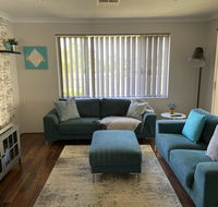 Byford House in the Glades - Accommodation Australia