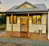 BYRON BAY New SUNSET COTTAGE - Accommodation Australia