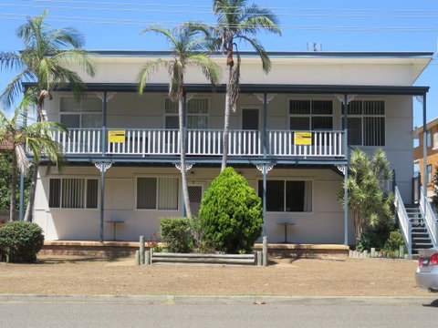Cabenay 3 - VIEWS ACROSS THE PARK - Accommodation Australia 0