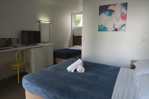 Cairns City Motel - Accommodation Australia 3