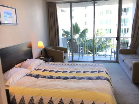Cairns Esplanade 2 Bed 2 Bath Resort Hotel - Accommodation Australia 1