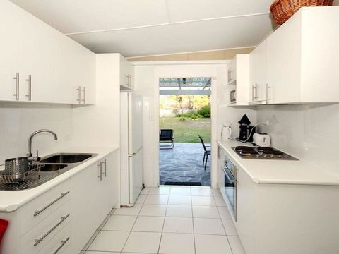 Callala Sun - Modern And Functional - Accommodation Australia 2