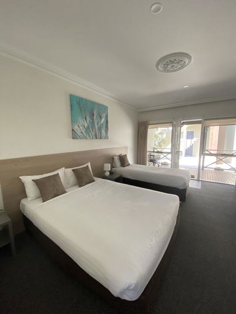 Campaspe Lodge - Local Tourism 2