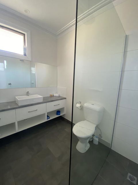 Campaspe Lodge - Local Tourism 3