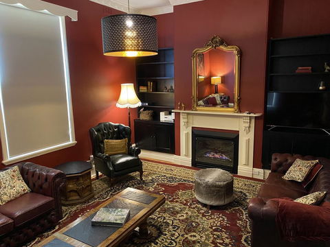 Campbell House - Accommodation Australia 1