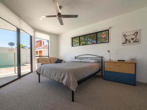 Campbell St, 11 Moffat Beach - Accommodation Australia 1