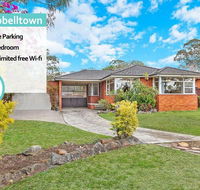CAMPBELLTOWN HOLIDAY HOME 3 BED  FREE PARKING NCA039 - Accommodation Australia