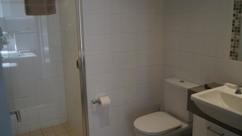 Canberra CBD Metropolitan - Australia Shopping 1