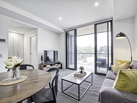 CANBERRA CHIC-hosted By:L'Abode Accommodation - Accommodation Australia 2